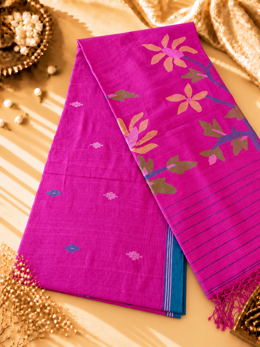 ibrant Magenta Muslin Cotton Jamdani Handloom Saree