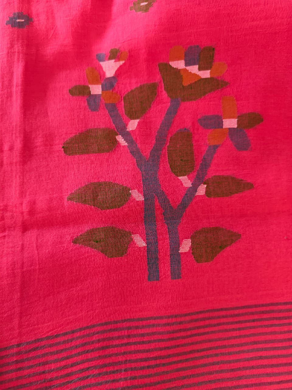 Vibrant Fuchsia Muslin Cotton Handloom Jamdani Saree