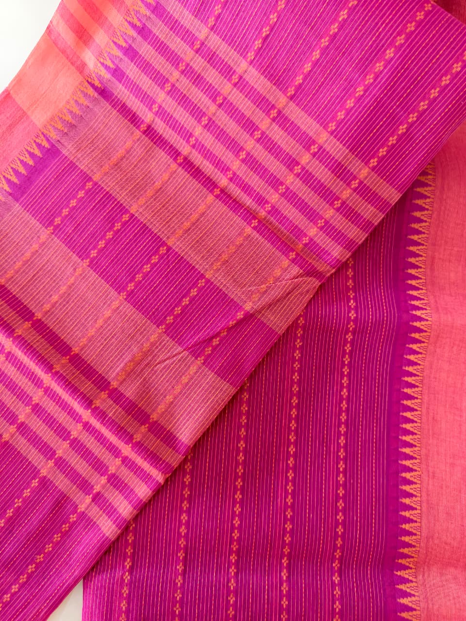 Vibrant Magenta Pink Pure Cotton woven Saree with Contrast Blouse