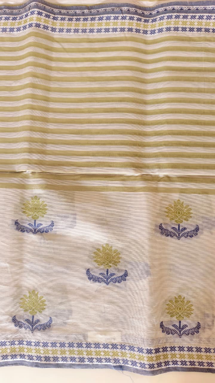 Pure Cotton Saree with Woven Floral Motifs & Contrast Border